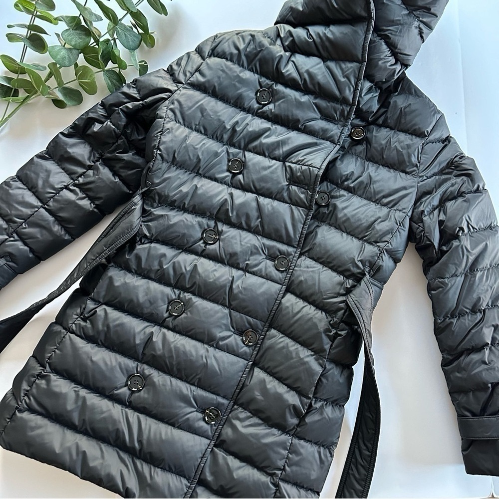 NEW Burberry Women’s Witley Down Jacket Black - Picture 3 of 9